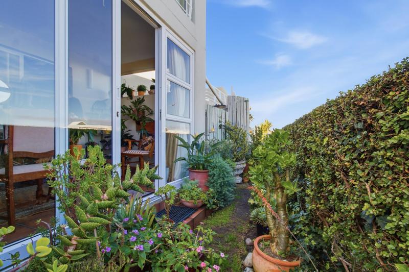3 Bedroom Property for Sale in Big Bay Western Cape